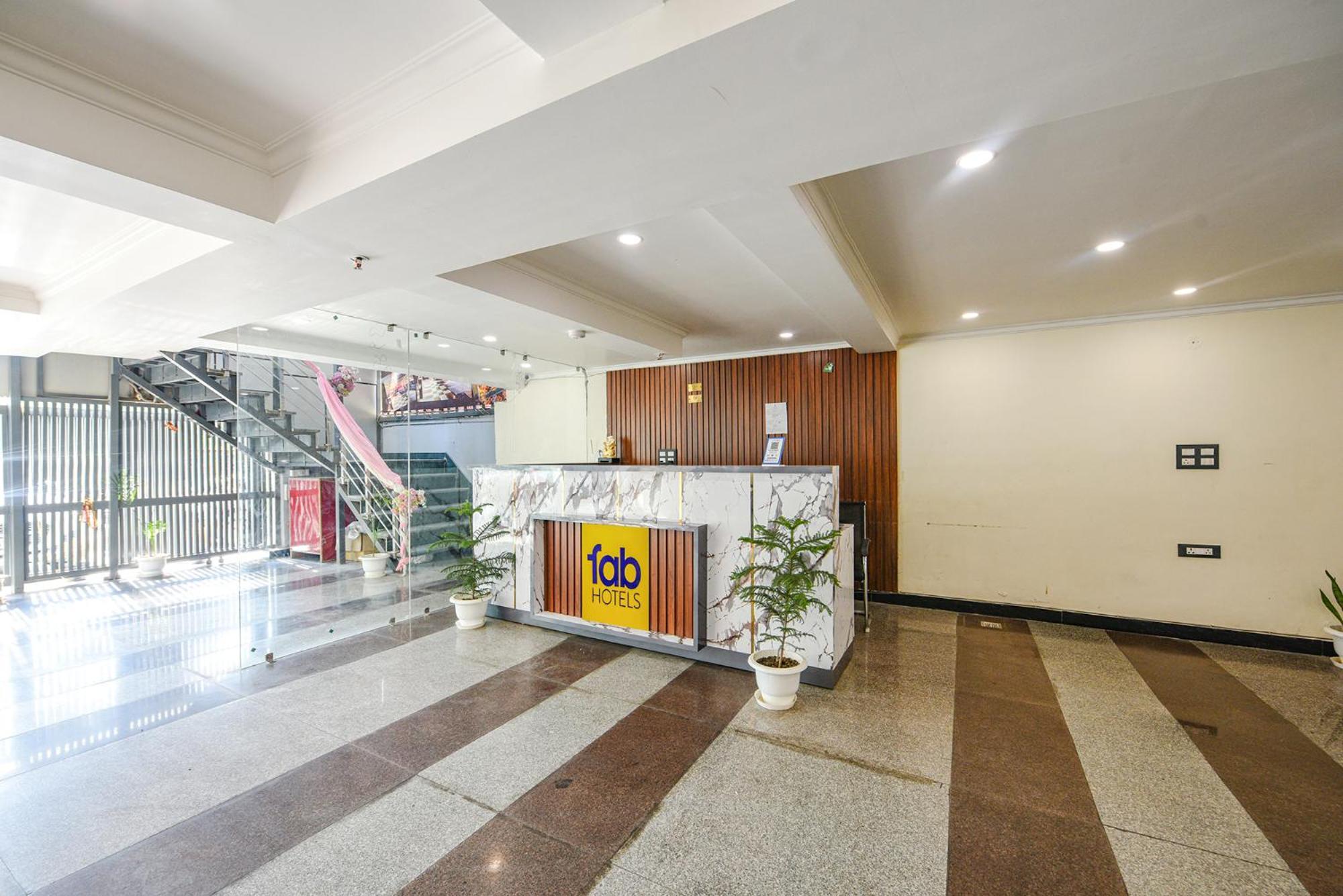 Fabhotel Prime Apple Tree Residency New Delhi Extérieur photo