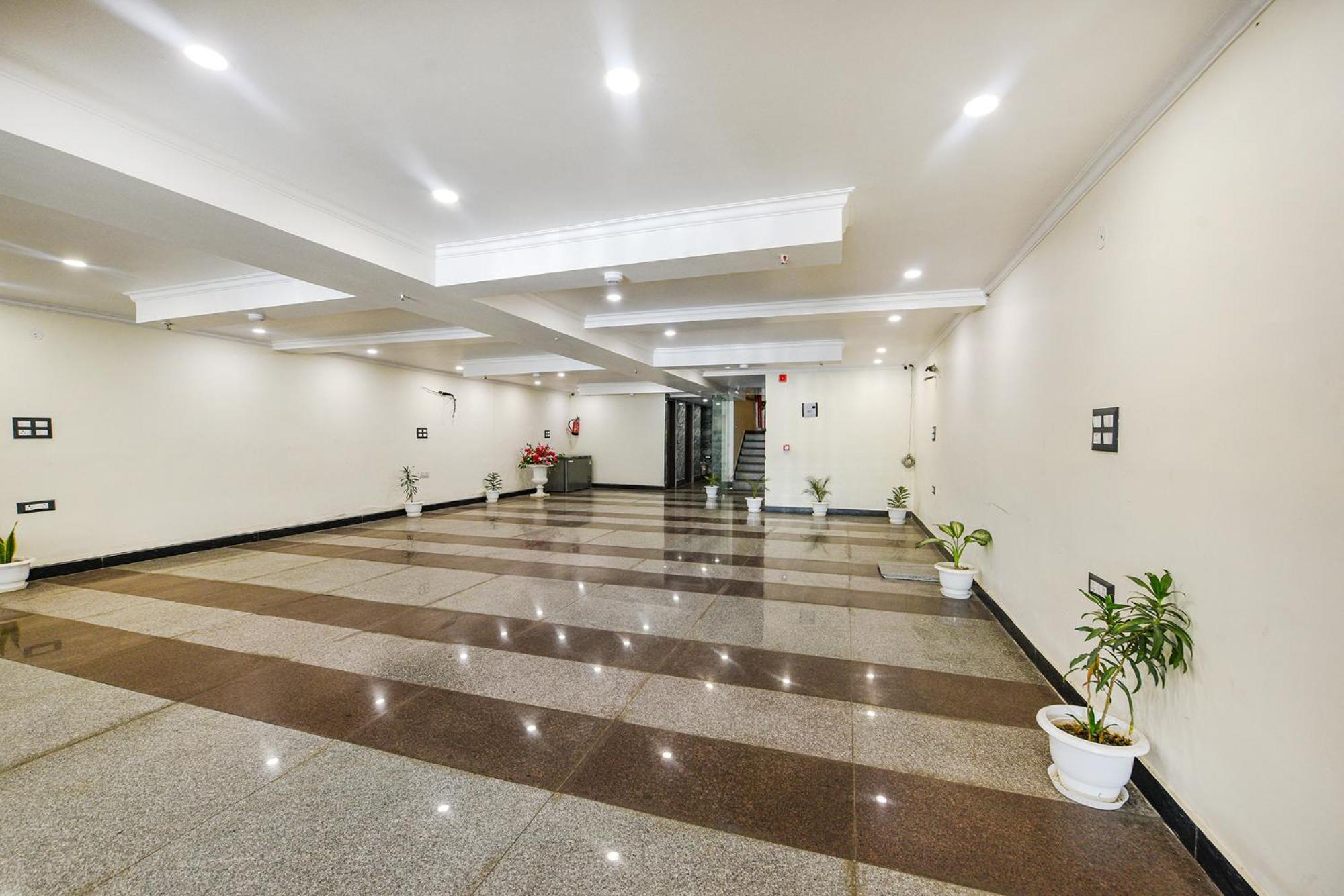 Fabhotel Prime Apple Tree Residency New Delhi Extérieur photo